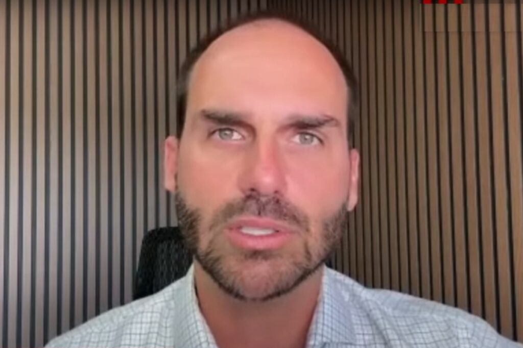 eduardo-bolsonaro-se-manifesta-apos-pgr-negar-pedido-de-prisao