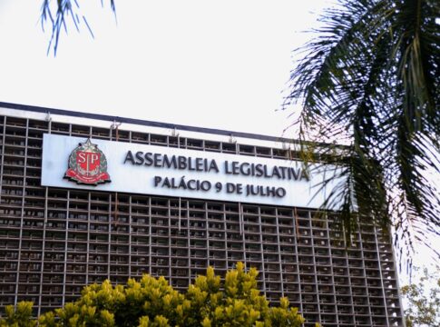 sob-criticas,-alesp-aprova-projeto-que-muda-carreira-de-pesquisadores