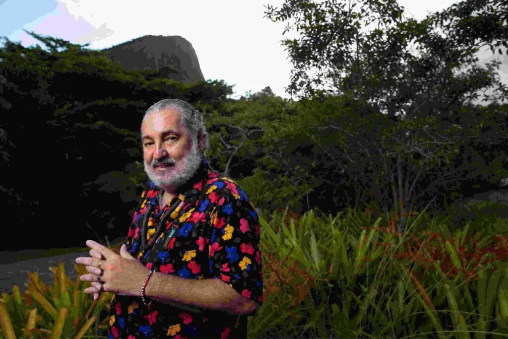 “cirurgia-foi-um-sucesso”,-diz-esposa-de-moacyr-luz,-internado-em-sp