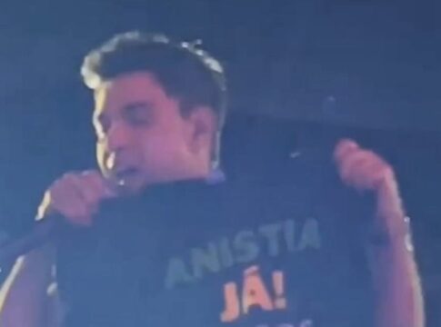 video:-zeze-di-camargo-pede-anistia-a-presos-do-8-de-janeiro-em-show