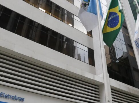 eletrobras-vende-participacao-na-eletronuclear-para-o-grupo-j&f