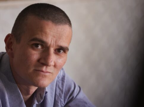 113-sul:-vizinhos-festejam-liberdade-de-mairlon-com-choro-e-emocao