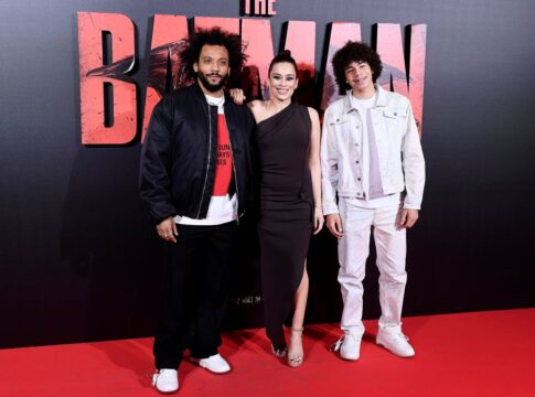 em-goleada-sobre-a-dinamarca,-filho-de-marcelo-marca-gol-pela-espanha