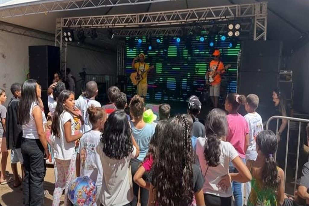 arniqueira-celebra-6o-aniversario-com-primeiro-sarau-literario