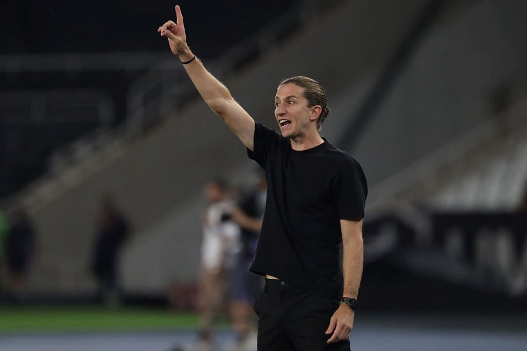 filipe-luis-projeta-jogo-contra-o-palmeiras-faz-critica-a-arbitragem
