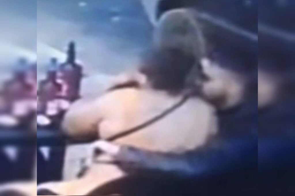 video-mostra-mulher-em-bar-com-namorado-antes-de-ser-morta-a-pauladas