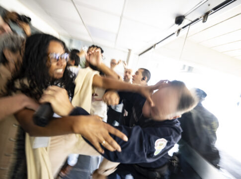porto-alegre:-confronto-na-camara-deixa-ao-menos-5-vereadores-feridos