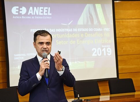 ministro-pede-investigacao-contra-aneel-por-suposto-interesse-escuso