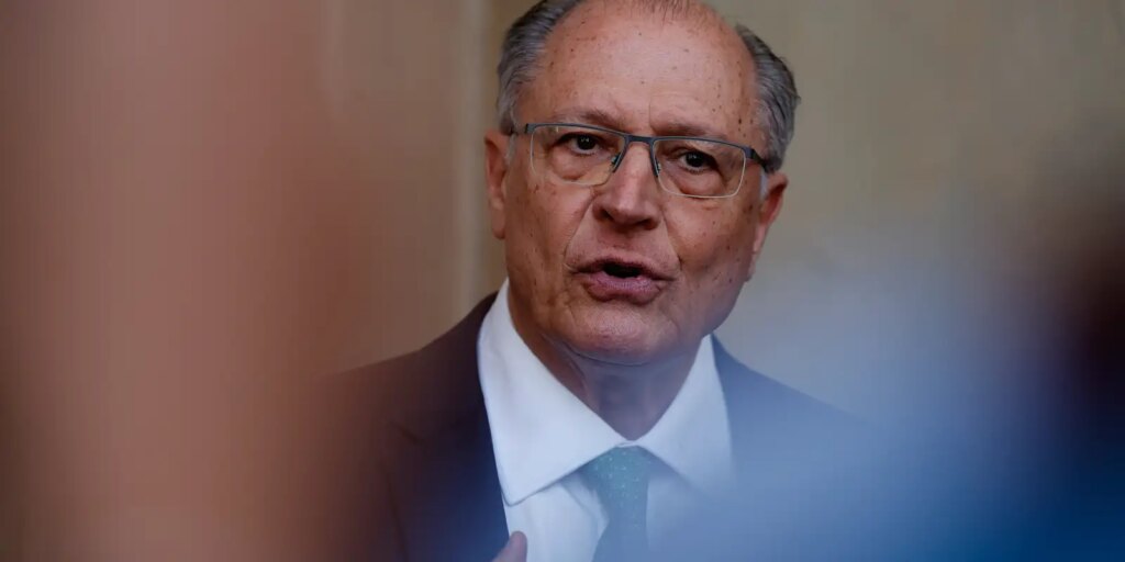 Brasil venderá 6 milhões de barris de petróleo à Índia, diz Alckmin brasil-vendera 6-milhoes-de-barris-de-petroleo-a-india,-diz-alckmin