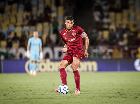 thiago-silva-marca-gol-heroico-no-fim-e-fluminense-vence-juventude