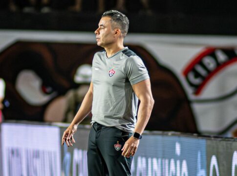 jair-ventura-provoca-bahia-apos-vitoria-em-ba-vi:-“classico-se-vence”