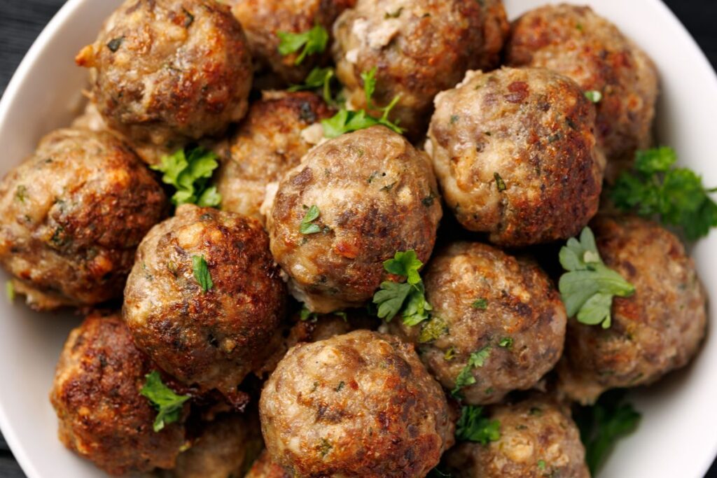 facil!-chef-revela-segredo-para-fazer-almondegas-de-carne-perfeitas
