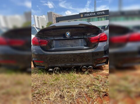 carroes-do-“playboy-do-drift”-estao-em-patio-da-pcdf-ha-8-meses.-veja