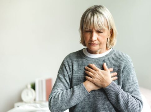 risco-cardiaco-cresce-com-a-menopausa-e-exige-atencao,-segundo-medica