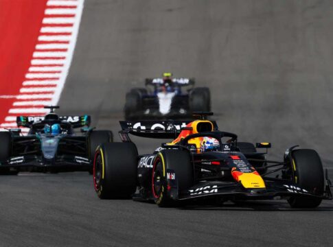 f1:-verstappen-vence-sprint,-mclarens-batem-e-bortoleto-termina-em-11°