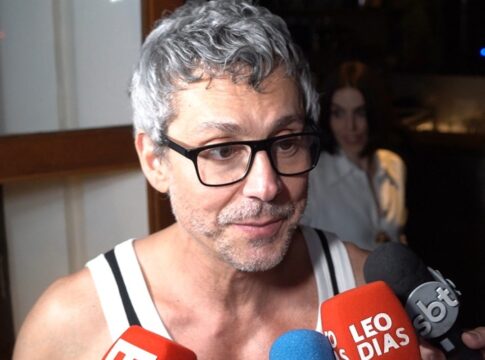 alexandre-nero-reage-a-falsa-morte-de-odete-roitman-em-vale-tudo
