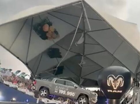 ventos-de-84-km/h-derrubam-cobertura-de-arquibancada-em-ribeirao-preto