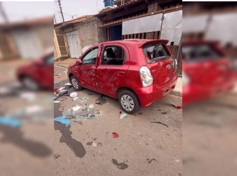 video:-adolescentes-destroem-carro-de-voluntaria-de-abrigo-no-df