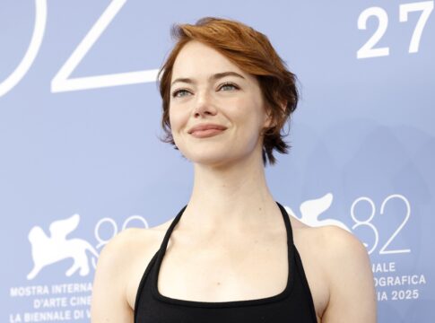 so-para-carecas!-filme-com-emma-stone-tera-sessao-especial-para-calvos