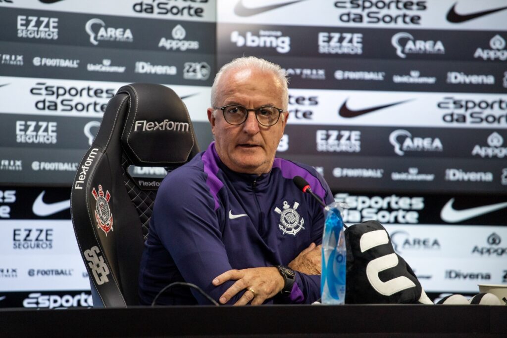 dorival-elogia-maycon:-“e-um-atleta-que-gosto-muito-e-tenho-confianca”