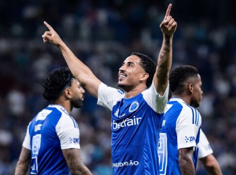 brasileirao:-cruzeiro-vence-fortaleza-em-casa-e-segue-na-3a-posicao