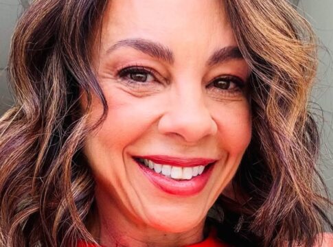 carla-marins-questiona-o-amor-romantico-e-celebra-nova-fase-na-globo