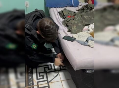 homem-esconde-arma-em-colchao-apos-atirar-e-ameacar-vizinhos-no-df