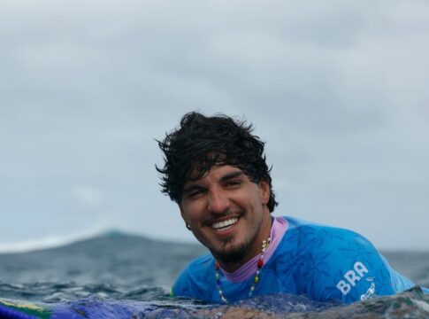 medina-vai-ser-pai?-surfista-posta-foto-de-ultrassom-e-levanta-rumores