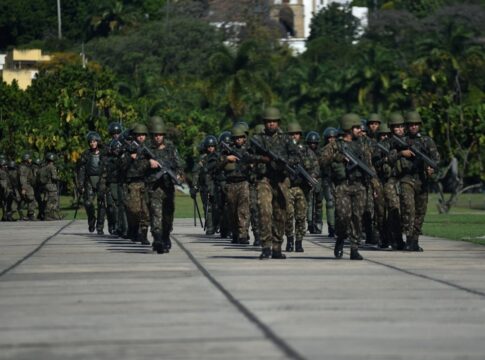 tres-ex-militares-sao-acusados-de-estuprar-2-adolescentes-e-ameaca-las