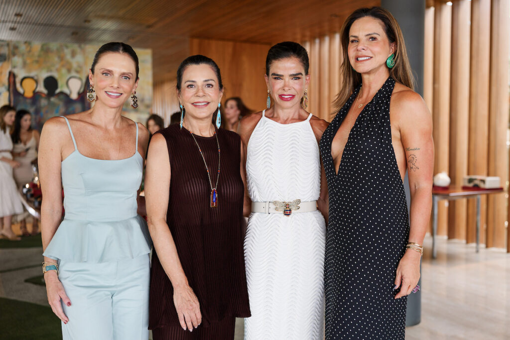 vivianne-piquet-abre-a-casa-para-lancamento-de-silvia-furmanovich