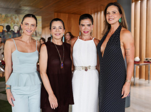 vivianne-piquet-abre-a-casa-para-lancamento-de-silvia-furmanovich