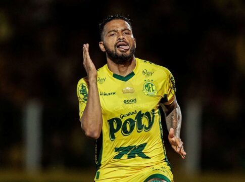 com-vitoria,-mirassol-tem-mais-de-96%-chance-de-ir-para-a-libertadores