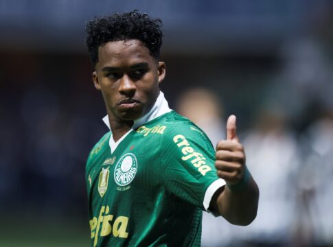 pai-de-endrick-nao-descarta-retorno-de-atacante-ao-palmeiras;-confira