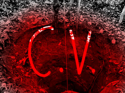 cemiterio-do-cv:-corpos-eram-lancados-em-poco-de-30-metros