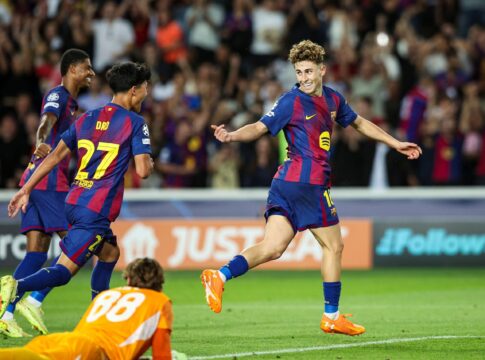 fermin-lopez-faz-hat-trick-e-barcelona-goleia-olympiacos-na-champions