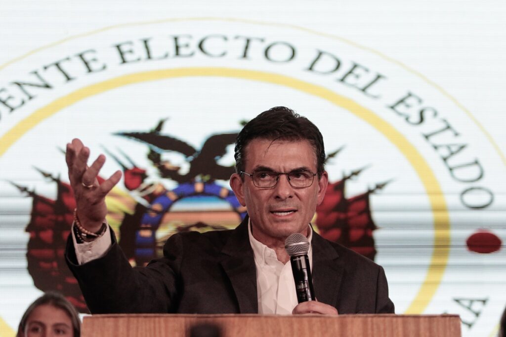 bolivia:-paz-nao-convidara-maduro-e-ortega-para-posse-presidencial