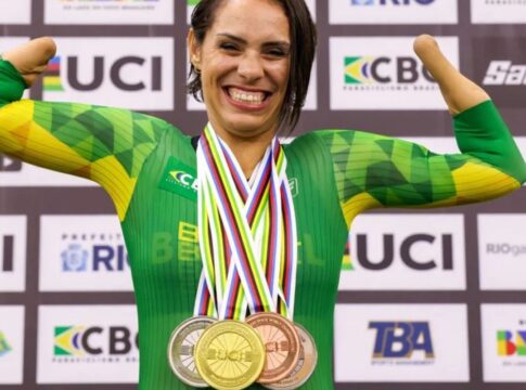 sabrina-custodia-conquista-prata-e-fecha-mundial-com-quatro-medalhas