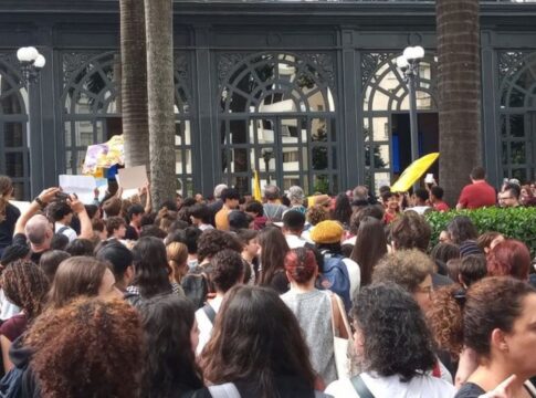 racismo:-defensoria-pede-indenizacao-de-r$-759-mil-a-shopping-de-sp