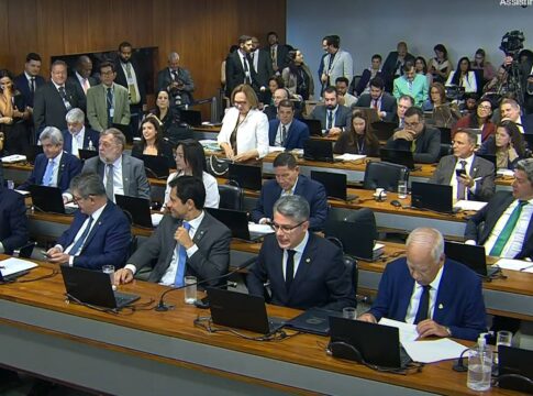 ccj-do-senado-aprova-endurecimento-de-punicoes-para-menores-de-18-anos