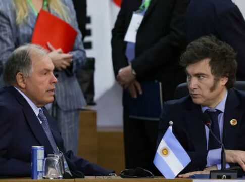 argentina:-chanceler-entrega-cargo-a-milei-em-meio-a-crise-economica
