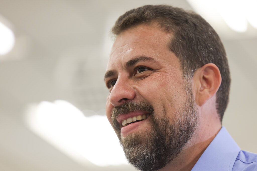 boulos-ja-despacha-no-planalto-para-cumprir-“missao”-dada-por-lula