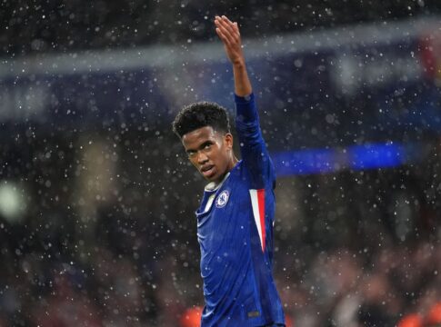 estevao-desencanta-na-champions-league-e-chelsea-goleia-ajax-por-5-x-1