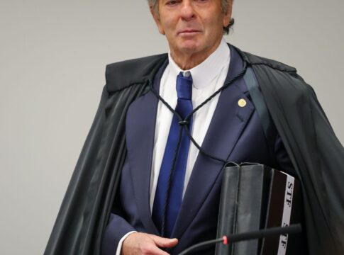 fachin-autoriza-fux-a-mudar-para-a-segunda-turma-do-stf