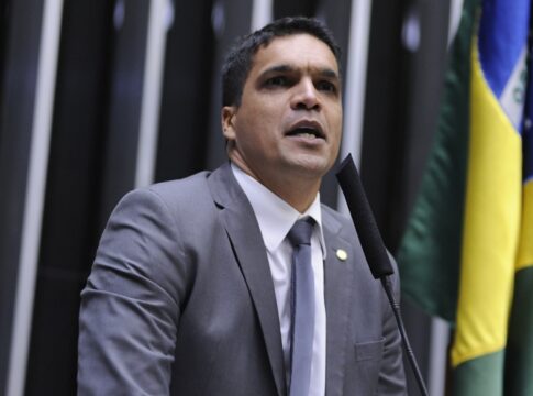 cabo-daciolo-anuncia-pre-candidatura-a-presidencia-da-republica