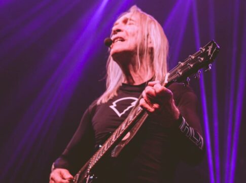 sergio-hinds-leva-sua-guitarra-lendaria-para-o-estilo-brasil