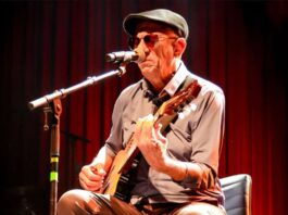 dono-de-uma-voz-marcante,-fagner-se-apresenta-no-estilo-brasil
