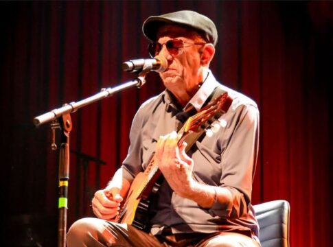 dono-de-uma-voz-marcante,-fagner-se-apresenta-no-estilo-brasil