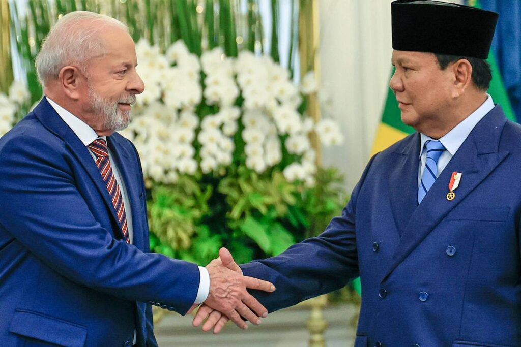 antes-de-possivel-reuniao-com-trump,-lula-exalta-comercio sem dolar