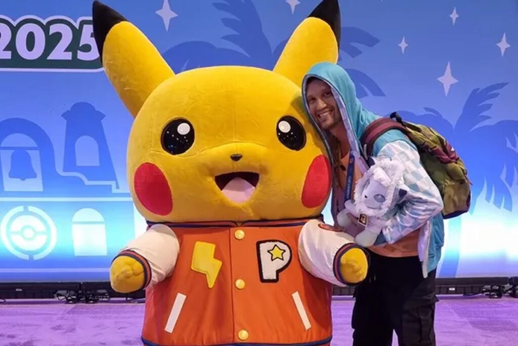 capitao-hunter-usou-pokemon-para-se-aproximar-de-menino-de-11-anos