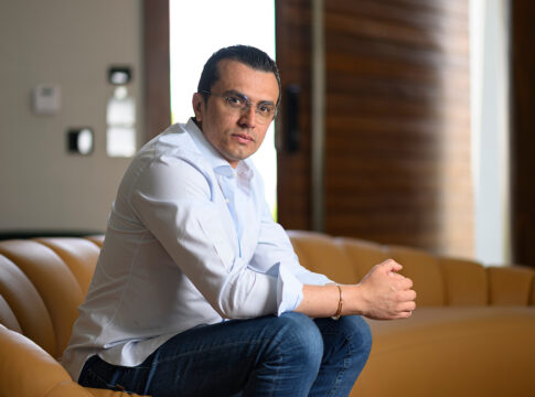 rodrigo-calado-celebra-40-anos-e-relembra-trajetoria-de-sucesso